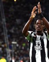 B体育官网-记者：姆班古拉转会费1000万欧+300万欧奖金，周四体检&amp;签约五年