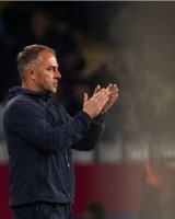 BSPORTS-尽在掌控！巴萨社媒晒弗里克照片：汉斯不大喊大叫，他指挥若定