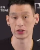 书豪谈如何在板凳席帮助球队：看到队友表现挣扎时 我会鼓励他们