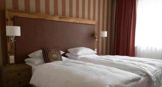 1720308534255078388.jpg 786e01b4-9aa8-4750-800b-bdd118e0d08b.jpg